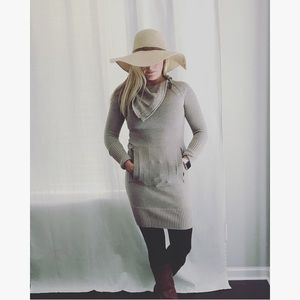 MODA Sweater dress in tan!